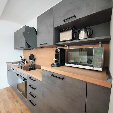 Pb Ferienwohnungen - Fewo 1 - Stilvoll Eingerichtetes Apartment Im Herzen Senftenbergs Ngoại thất bức ảnh