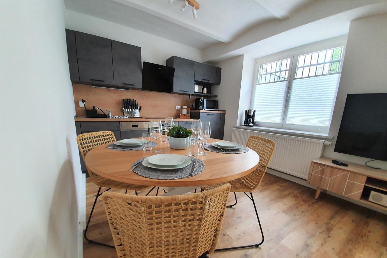 Pb Ferienwohnungen - Fewo 1 - Stilvoll Eingerichtetes Apartment Im Herzen Senftenbergs Ngoại thất bức ảnh