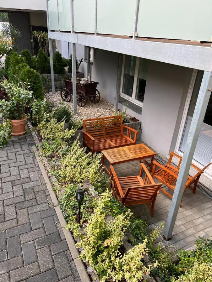 Pb Ferienwohnungen - Fewo 1 - Stilvoll Eingerichtetes Apartment Im Herzen Senftenbergs Ngoại thất bức ảnh